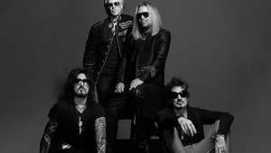 Image of The Return Of The Carnival Of Sins: Mötley Crüe