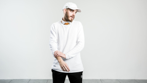 Image of San Holo presents TRUE LOVE IN A MADE UP WORLD